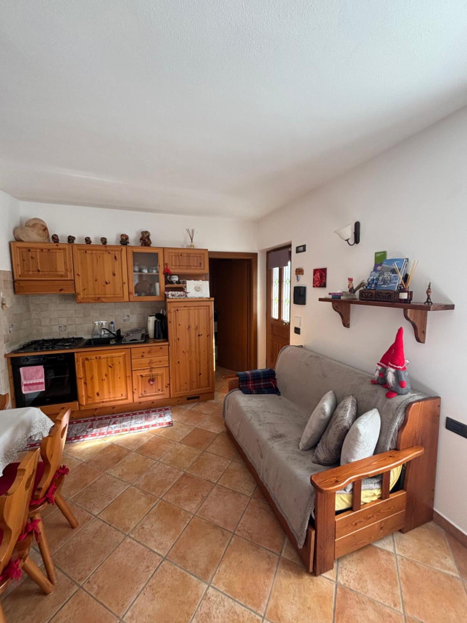 Appartamento Casa Gaudia Castello Tesino Esterno foto